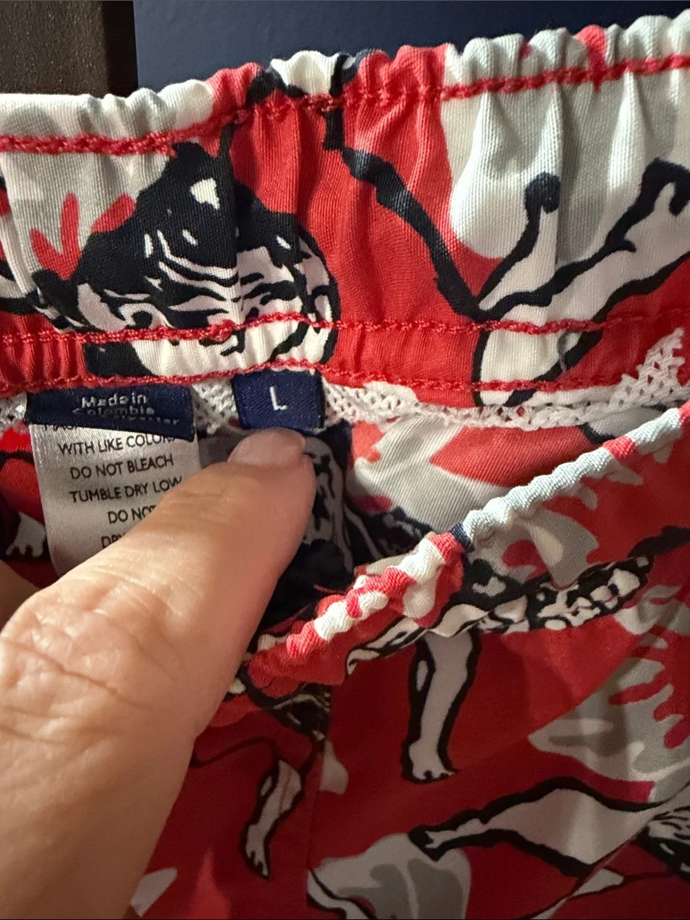 Vineyard Vines Red Floral Bulldog Print Swim Trunks-Georgia Bulldog Pattern